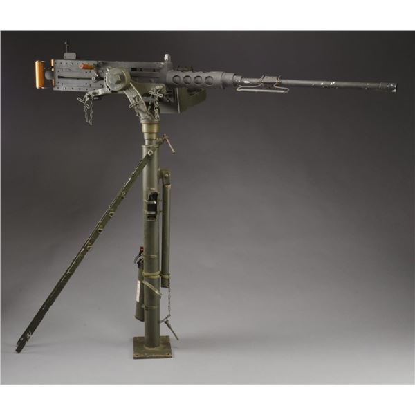 M2HB DISPLAY REPLICA W/ MISCELANIOUS MG MOUNTS.