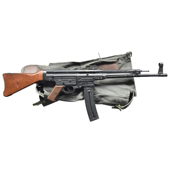 OUTSTANDING GSG/SCHEMEISSER STG 44 IN 22 LR.