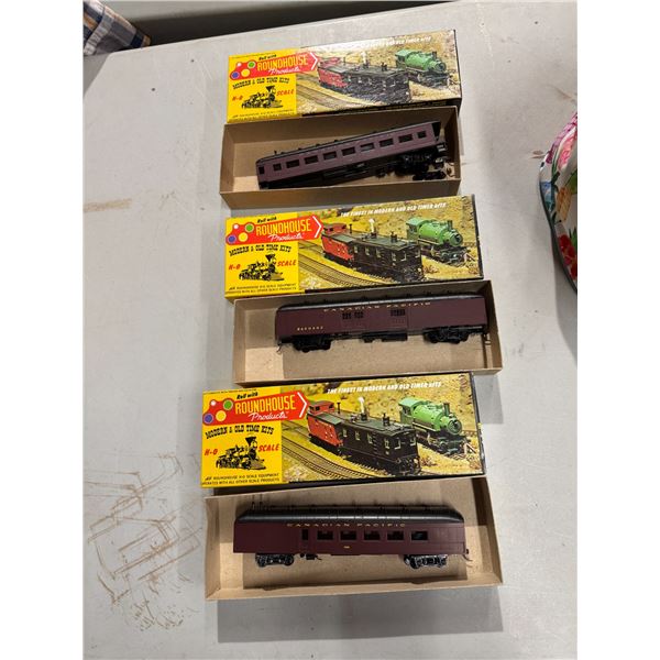 Roadhouse HO scale trains