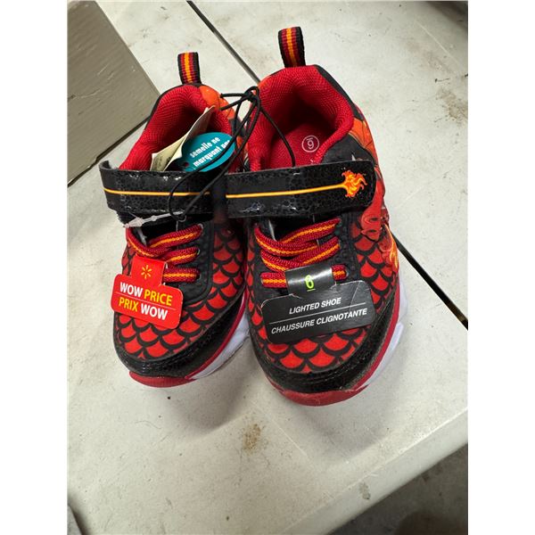 Toddler shoes, size 6