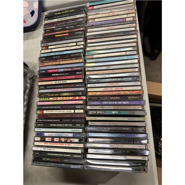CDs madonna, Roxette, Bruce Springsteen, Colin James, and many more
