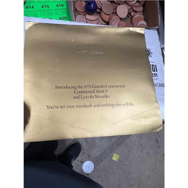 1978 Lincoln, Continental mark V and Lincoln Versailles's advertising pamphlet