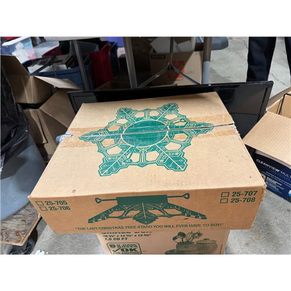 Christmas tree stand