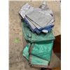 Image 1 : Tarps
