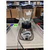 Image 1 : Oster blender