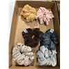 Image 1 : Scrunchies