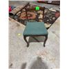 Image 1 : Vanity chair