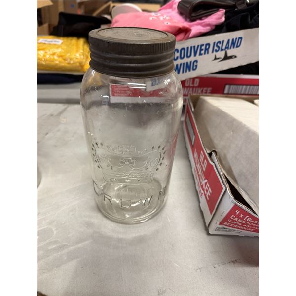 Crown glass jar