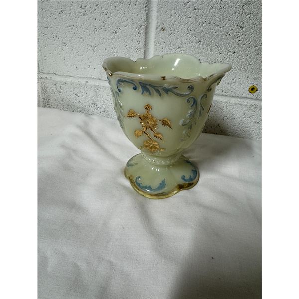 Intaglio Northwood glass custard cup