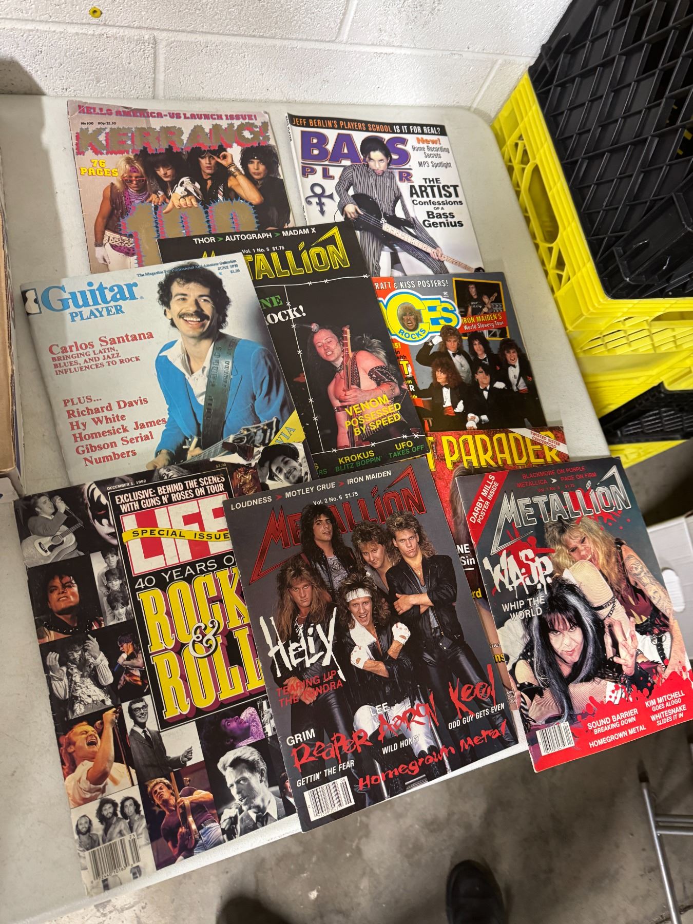 Vintage music magazines