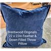 Image 1 : Throw Pillow