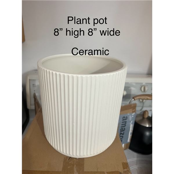 Plant pot