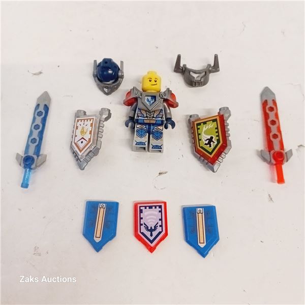 Lego NEX010 Nexo Knights: Clay Moorington - Dark Blue Helmet, Flat Silver Visor and Armor