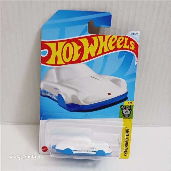 HW 2024 Hot Wheels Porsche 911 CARRERA, White Keychain
