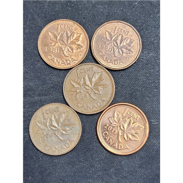 Lot of 5 Canada Pennies - Dates; 1981, 1989, 1964, 1977, 2011 Coins