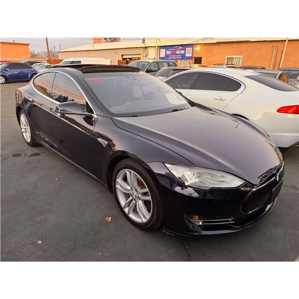 2014 Tesla Model S 80D - CLEAN/123,541 Mi