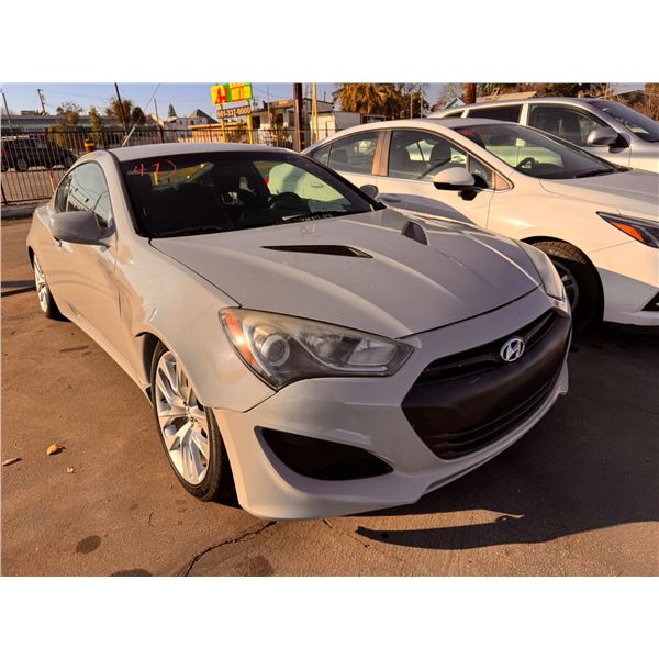 2012 Hyundai Genesis - CLEAN/133,691 Mi