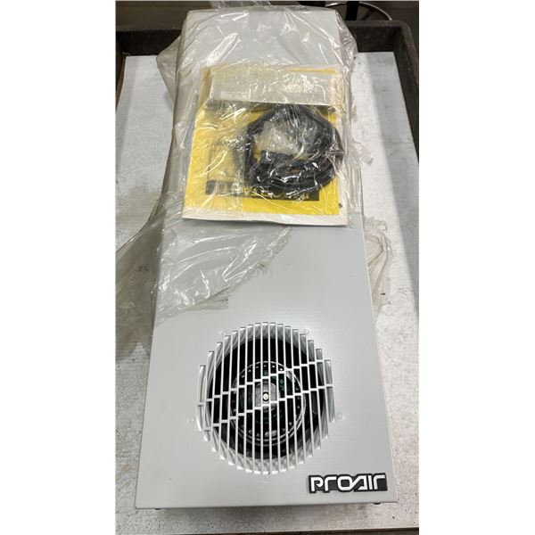 McLean #XR29-1816-012 Electronic Enclosure Heat Exchanger