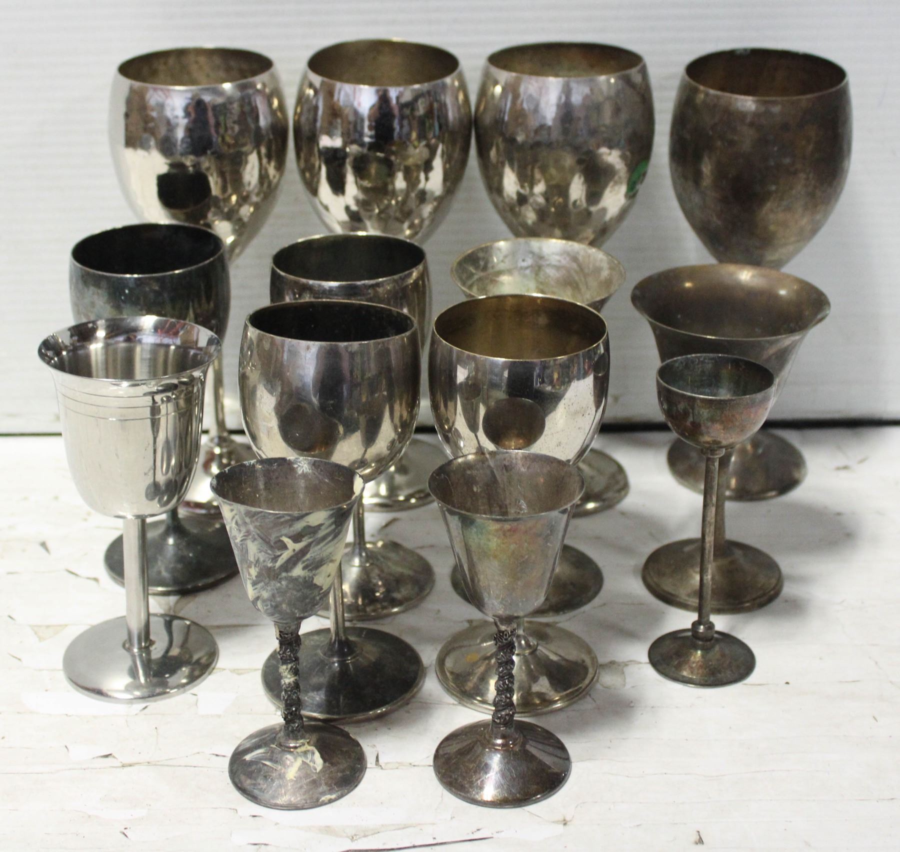 Mgoblets FLAT OF SILVER GOBLETS