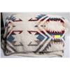 Image 1 : ESTATE PENDLETON QUEEN SIZE SHERPA BLANKET