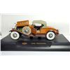Image 2 : 6) DIE-CAST 1930 PACKARD LIMITED EDITION, 1:32