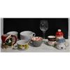 Image 1 : FLAT OF ASSORTED FESTIVE MUGS