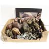 Image 1 : LARGE FLAT OF COLLECTABLE ELEPHANTS FIGURINES
