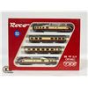 Image 1 : 2 VINTAGE ROCO HO TRAIN CARS + 2 LOCOMOTIVES