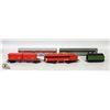 Image 1 : FLAT OF 4 VINTAGE TRI-ANG HO TRAIN CP RAIL CARS +