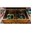 Image 2 : 1920-1930 GRAMOPHONE 30" X 20.5" X 36"