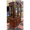 Image 2 : SOLID WOOD ORNATE CARVED BUFFET AND HUTCH