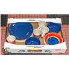 Image 1 : DINNERWARE SET RED/BLUE 14 PC