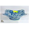Image 1 : PEDESTAL BOWL RECTANGLE COBALT FLORAL 11"