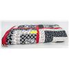Image 1 : QUEEN SIZE RED/WHITE & BLACK PATCHWORK