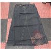Image 1 : NEW WALLIS JEAN SKIRT SIZE 16 W/ PRINTED DESIGN