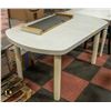 Image 1 : OVAL TABLE WITH LEAF