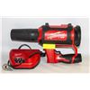 Image 1 : 12 V MILWAUKEE BLOWER C/W 1 BATTERY & CHARGER