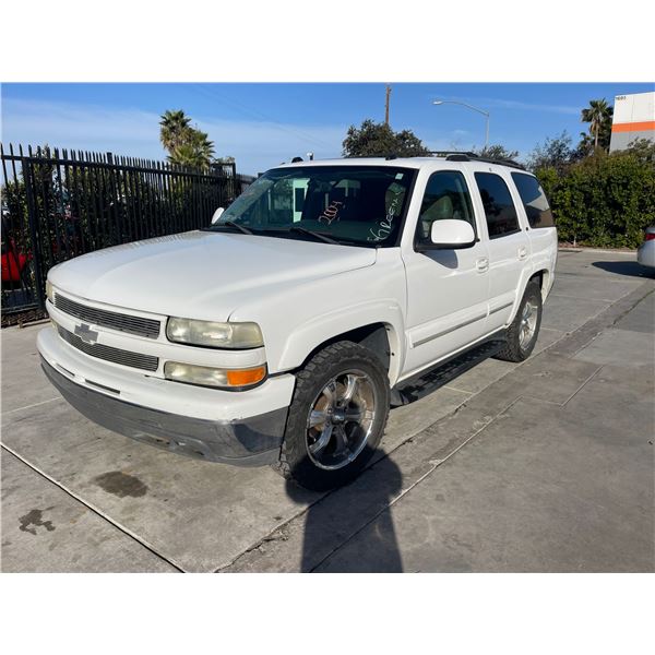 CHEV TAHOE 2004 T-DONATION