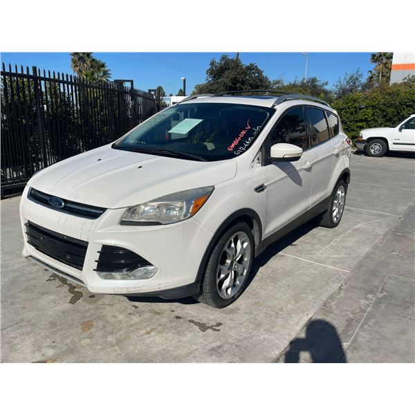 FORD ESCAPE 2016 O/S-T SMOG-2 DAYS