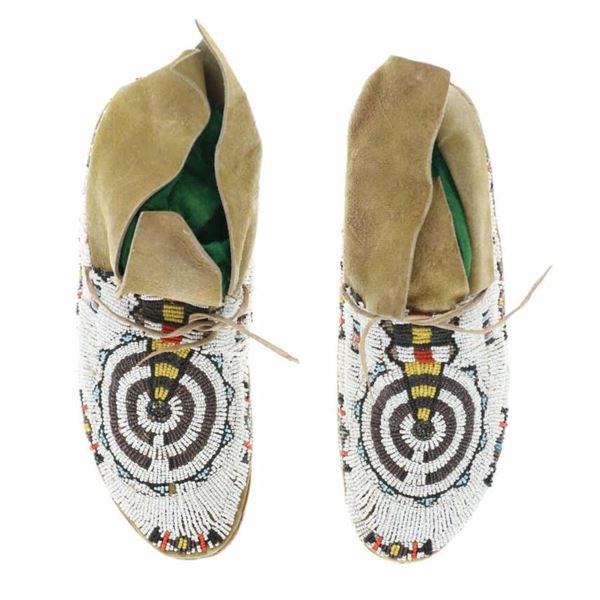 Early Cheyenne Keyhole Beaded Men's Moccasins