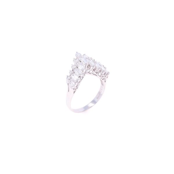1.50ct VS1 Baguette & Round Diamond Platinum Ring