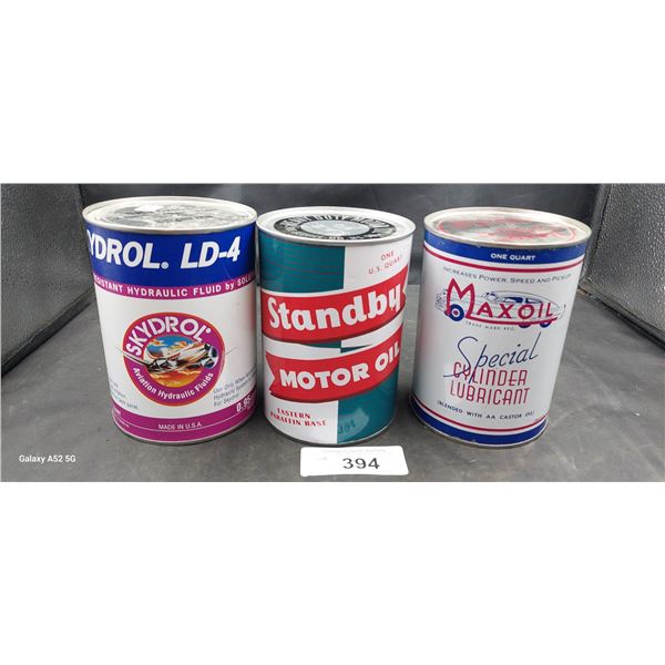 3 Very nice condition stand by max oil and Skydrol U.S. oil quarts, 1 full 2 empty
