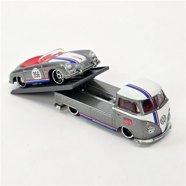 Hot Wheels Team Transport #1