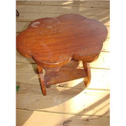 Cute scalloped edge foot stool