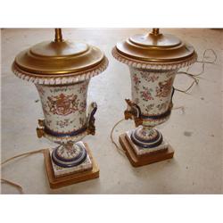 Pair of Wonderful Lamps w/finials
