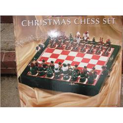 NEW IN BOX-Christmas Chess Set
