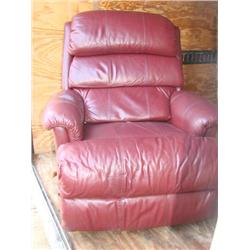 Lazyboy wine colored leather recliner