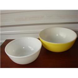 2 Mixing Bowls