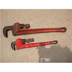 2 Pipe Wrenches