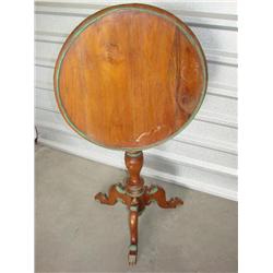 Solid Wood Tilt Top Table